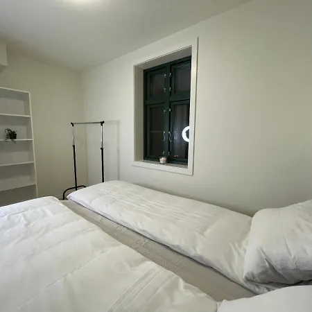 Apartment Rewith Restaurants, Art Shops, Music, Events Public Transport Options *